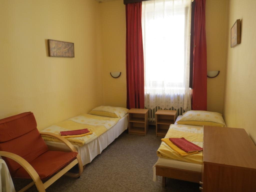 Hotel Cesky Dvur Beroun  Pokój zdjęcie