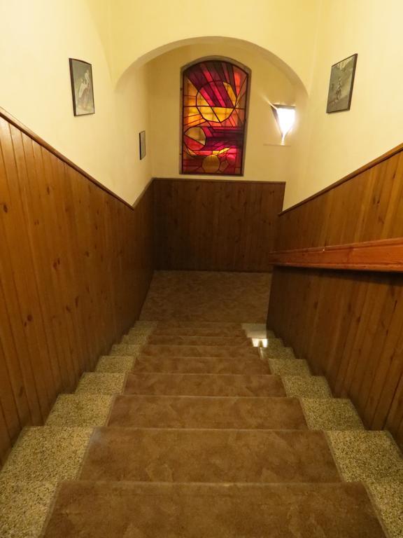 Hotel Cesky Dvur Beroun  Zewnętrze zdjęcie